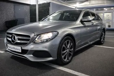 Mercedes-Benz C 200 2015 - 15900 EUR, 234700 km - AUTO.MOTO.pt - 234700km - foto 5 de 8