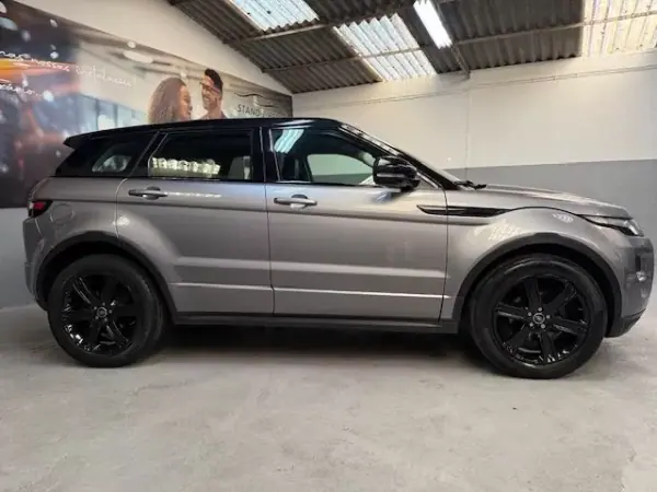 Land Rover Range Rover Evoque 2012 - 17250 EUR, 164000 km - AUTO.MOTO.pt - 164000km - foto 4 de 17