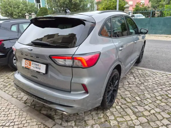 Ford Kuga 2023 - 21000 EUR, 56502 km - AUTO.MOTO.pt - 56502km - foto 11 de 34