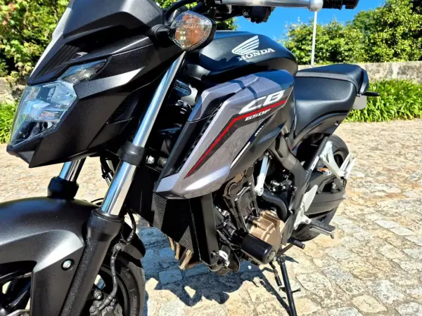 Honda CB 1000R 2017 - 5990 EUR, 25000 km - AUTO.MOTO.pt - 25000km - foto 19 de 24