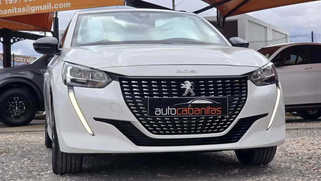 Peugeot 208 2022 - 14750 EUR, 32220 km - AUTO.MOTO.pt - 32220km - foto 8 de 20