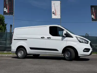 Ford TRANSIT CUSTOM 2.0 L2 H2 2.0 130 CV 2020 - 18990 EUR, 163031 km - AUTO.MOTO.pt - 163031km - foto 4 de 16