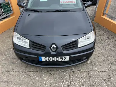 Renault Mégane Break 2007 - 4900 EUR, 141337 km - AUTO.MOTO.pt - 141337km - foto 6 de 19