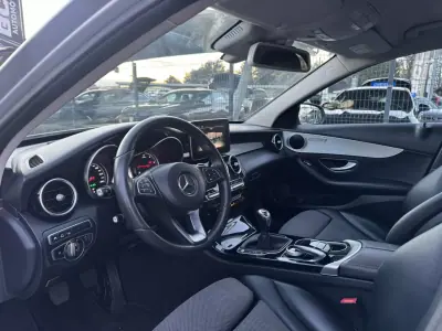 Mercedes-Benz C 200 2016 - 23990 EUR, 39000 km - AUTO.MOTO.pt - 39000km - foto 13 de 36