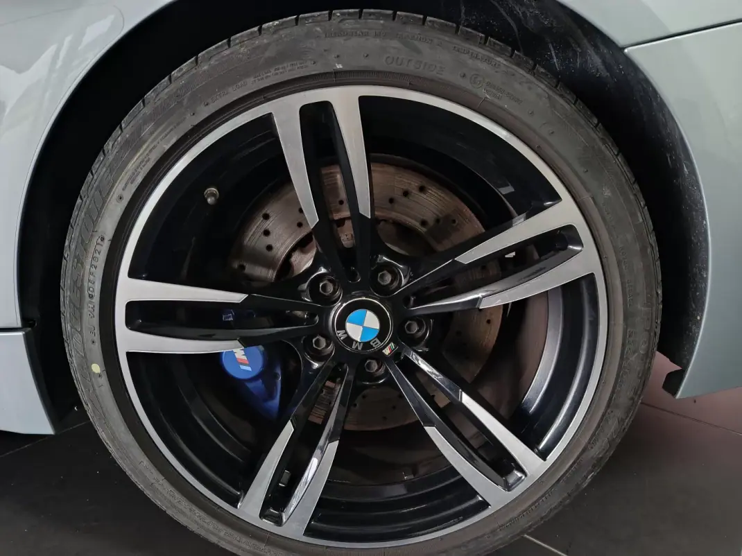 BMW M4 2015 - 56000 EUR, 72000 km - 72000km - foto 27 de 55