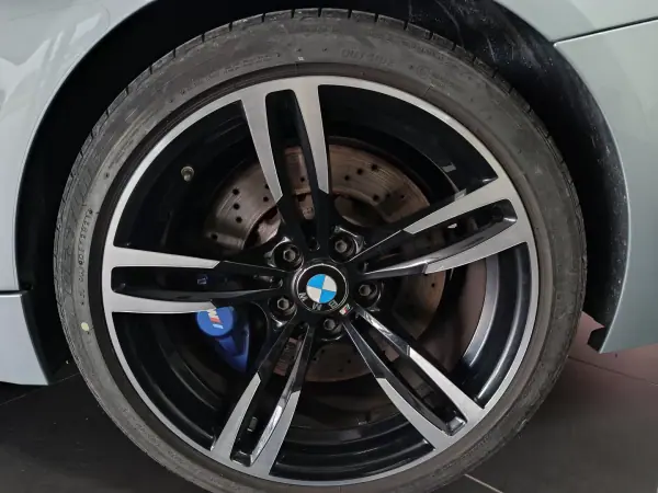BMW M4 2015 - 56000 EUR, 72000 km - AUTO.MOTO.pt - 72000km - foto 27 de 55