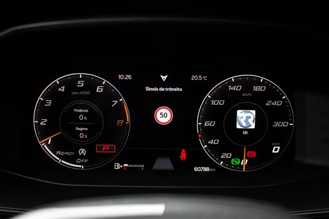 Cupra Formentor 2022 - 59900 EUR, 60788 km - AUTO.MOTO.pt - 60788km - foto 23 de 53
