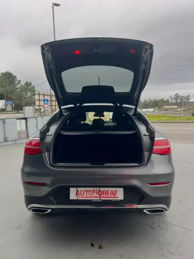 Mercedes-Benz GLC 250 2018 - 47000 EUR, 53761 km - AUTO.MOTO.pt - 53761km - foto 4 de 13