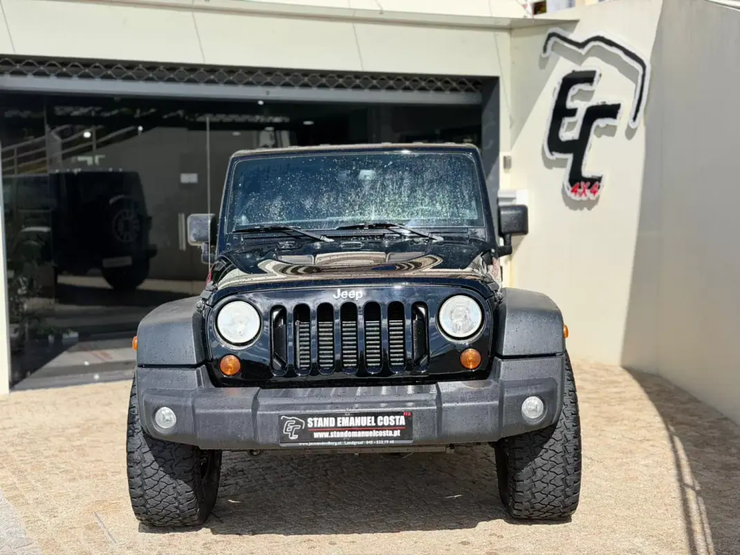 Jeep Wrangler 2013 - 39500 EUR, 156532 km - AUTO.MOTO.pt - 156532km - foto 3 de 12