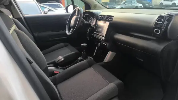 Citroën C3 Aircross 2019 - 11600 EUR, 94000 km - AUTO.MOTO.pt - 94000km - foto 4 de 17