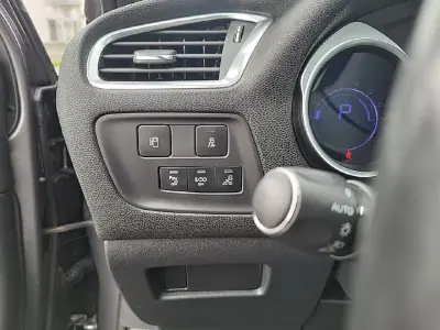 DS DS4 Crossback 2018 - 14700 EUR, 85794 km - AUTO.MOTO.pt - 85794km - foto 16 de 25