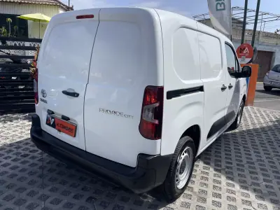Toyota Proace City Verso 2021 - 16950 EUR, 84847 km - 84847km - foto 7 de 14