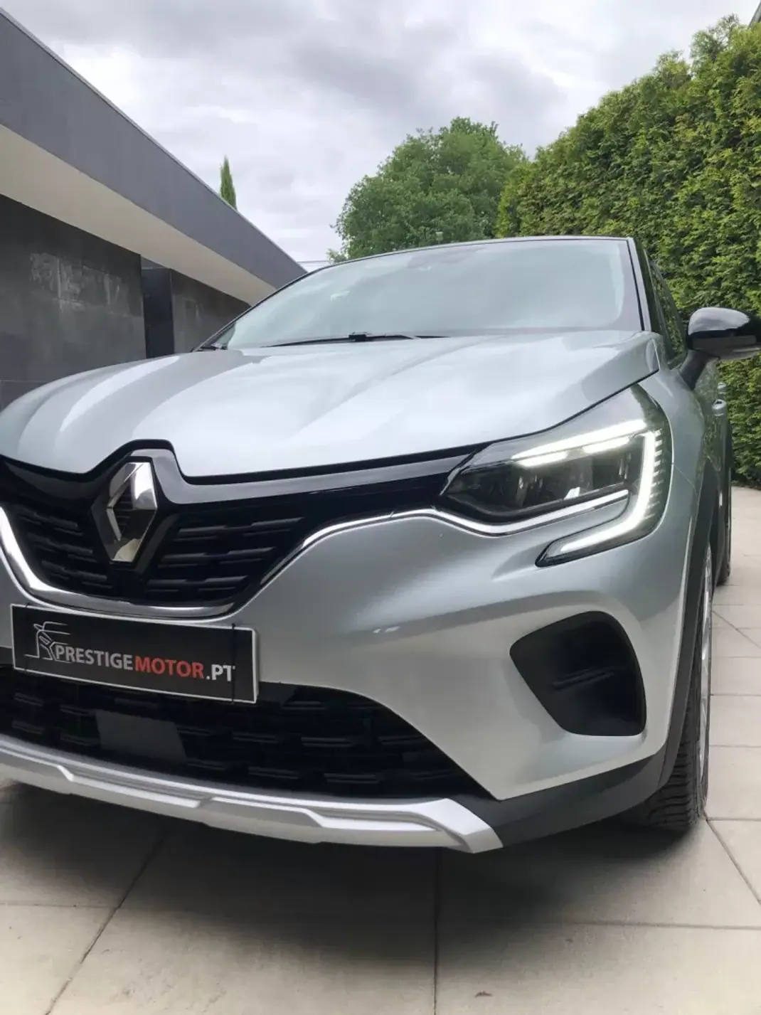 Renault Captur 2023 - 16900 EUR, 51000 km - AUTO.MOTO.pt - 51000km - foto 30 de 31