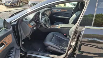 Mercedes-Benz CLS 250 2011 - 21500 EUR, 167559 km - AUTO.MOTO.pt - 167559km - foto 34 de 54