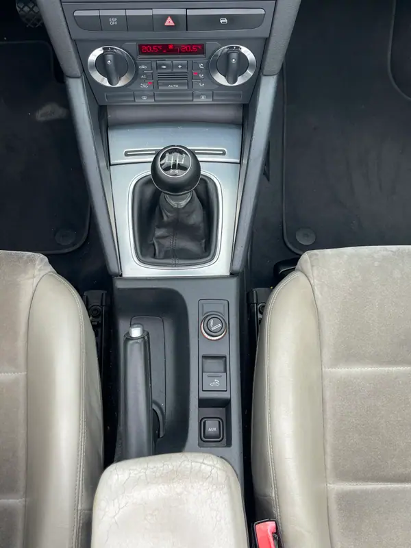 Audi A3 Cabrio 2008 - 8000 EUR, 340000 km - 340000km - foto 13 de 15