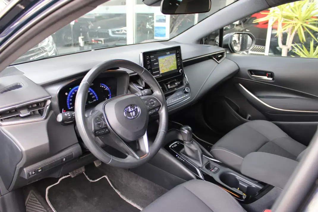 Toyota Corolla Touring Sports 2021 - 21900 EUR, 126096 km - AUTO.MOTO.pt - 126096km - foto 7 de 26