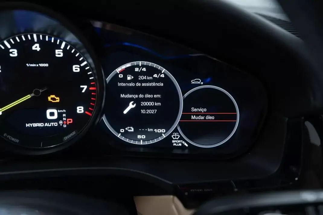 Porsche Cayenne Coupé 2022 - 84950 EUR, 71000 km - 71000km - foto 37 de 60