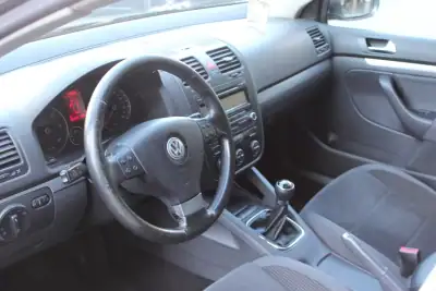 Volkswagen Golf Variant 2008 - 6500 EUR, 199575 km - AUTO.MOTO.pt - 199575km - foto 6 de 16