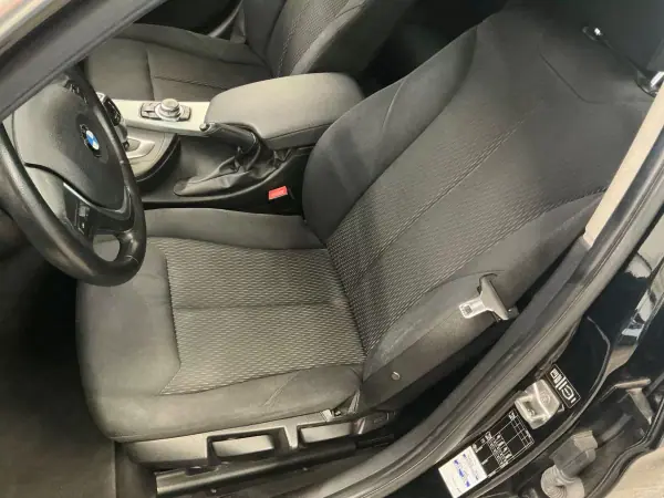 BMW 320 2013 - 16800 EUR, 248000 km - AUTO.MOTO.pt - 248000km - foto 3 de 5