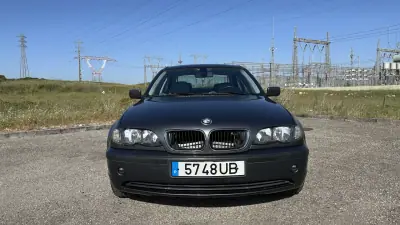 BMW 318 2002 - 4500 EUR, 254000 km - AUTO.MOTO.pt - 254000km - foto 3 de 18