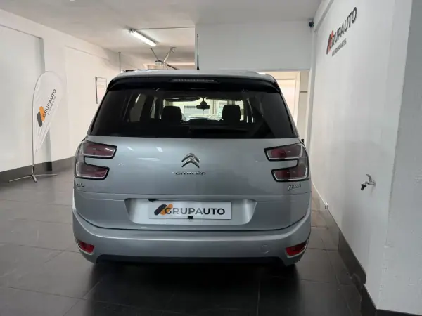 Citroën C4 Grand Picasso 2015 - 12990 EUR, 114000 km - AUTO.MOTO.pt - 114000km - foto 4 de 20