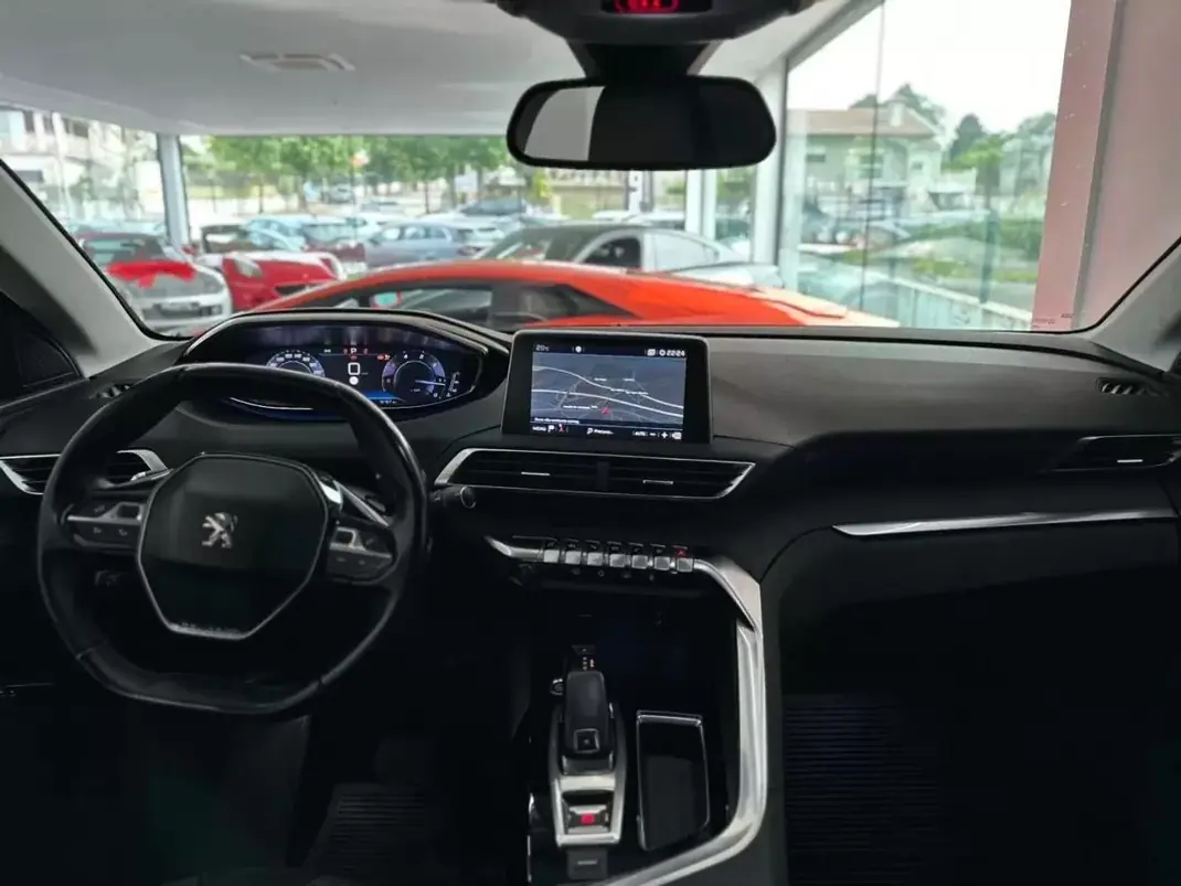 Peugeot 3008 2019 - 14990 EUR, 162229 km - AUTO.MOTO.pt - 162229km - foto 11 de 27