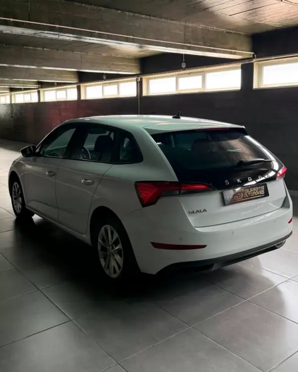 Skoda Scala 2023 - 15250 EUR, 67400 km - 67400km - foto 6 de 16