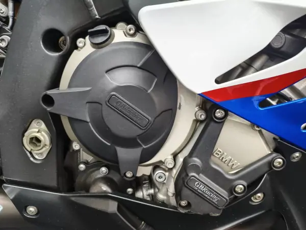 BMW S 1000 RR 2011 - 10500 EUR, 63000 km - AUTO.MOTO.pt - 63000km - foto 7 de 29