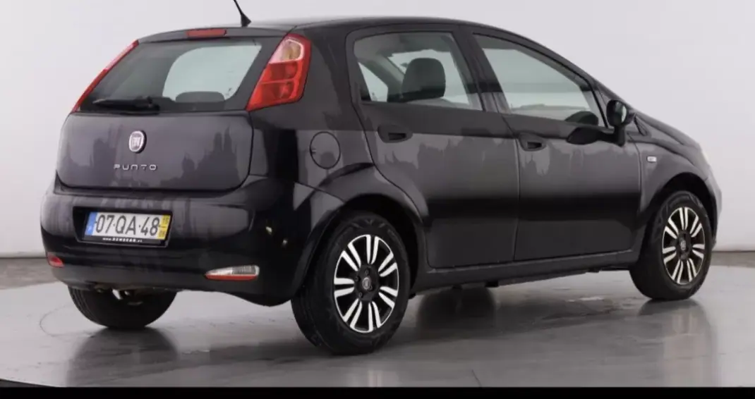 Fiat Punto 2015 - 8250 EUR, 165001 km - 165001km - foto 7 de 16