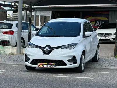 Renault Zoe 2020 - 17900 EUR, 44039 km - AUTO.MOTO.pt - 44039km - foto 10 de 33