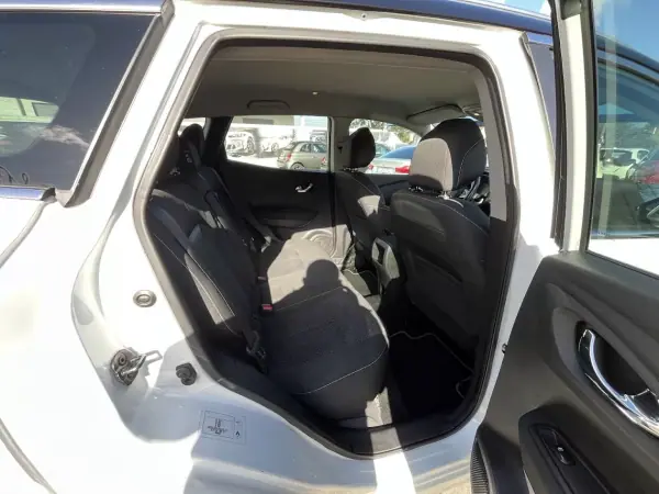 Renault Kadjar 2016 - 11950 EUR, 250000 km - AUTO.MOTO.pt - 250000km - foto 29 de 42