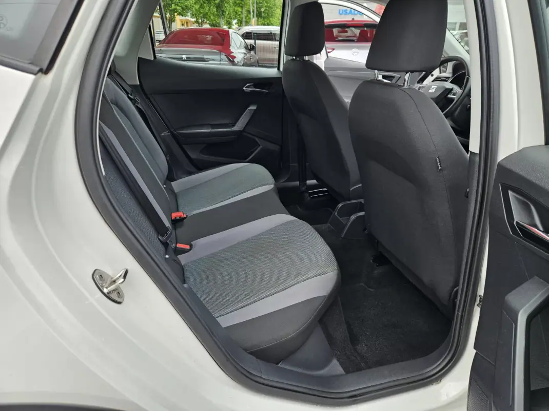 SEAT Arona 2018 - 15500 EUR, 115150 km - AUTO.MOTO.pt - 115150km - foto 33 de 51