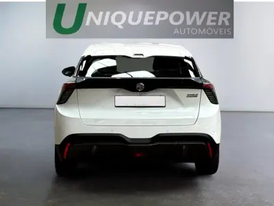 MG MG4 2023 - 18989 EUR, 24822 km - AUTO.MOTO.pt - 24822km - foto 6 de 17