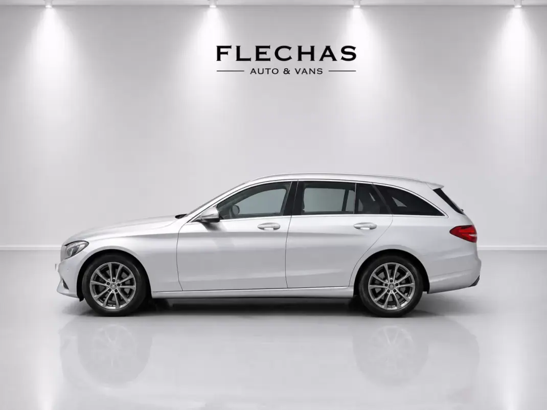 Mercedes-Benz C 180 2016 - 19500 EUR, 150000 km - 150000km - foto 3 de 9