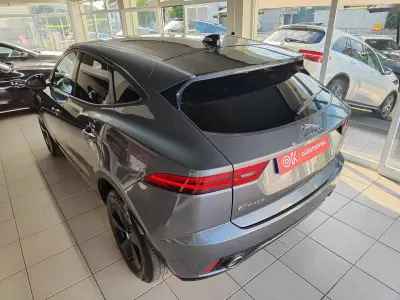Jaguar E-Pace 2018 - 22500 EUR, 66000 km - AUTO.MOTO.pt - 66000km - foto 8 de 39