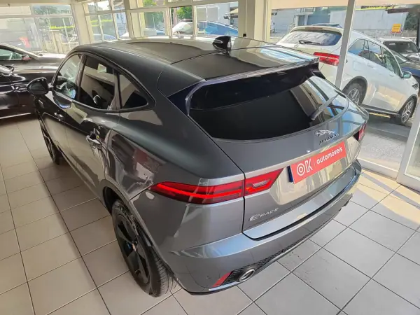 Jaguar E-Pace 2018 - 22500 EUR, 66000 km - AUTO.MOTO.pt - 66000km - foto 8 de 39