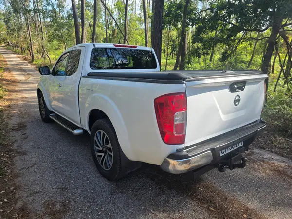 Nissan Navara 2017 - 22250 EUR, 188270 km - AUTO.MOTO.pt - 188270km - foto 4 de 14