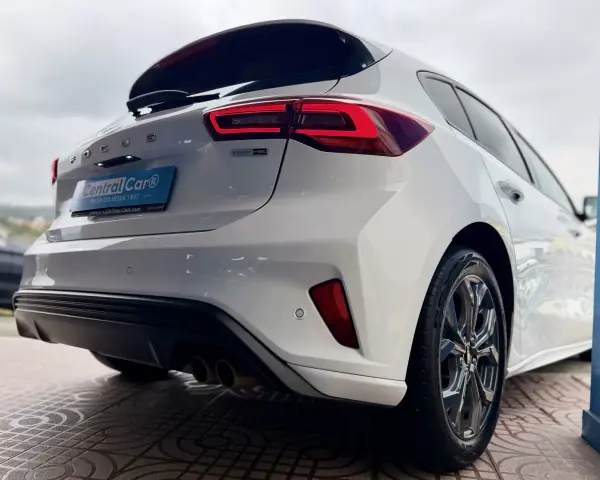 Ford Focus 2023 - 17950 EUR, 55000 km - 55000km - foto 11 de 31