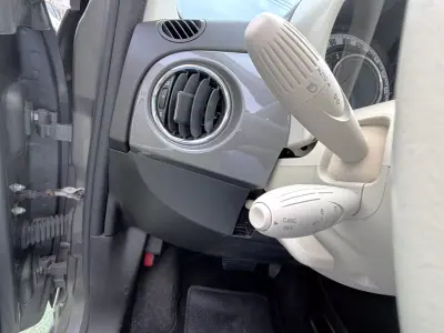 Fiat 500 2020 - 13650 EUR, 81794 km - AUTO.MOTO.pt - 81794km - foto 8 de 15