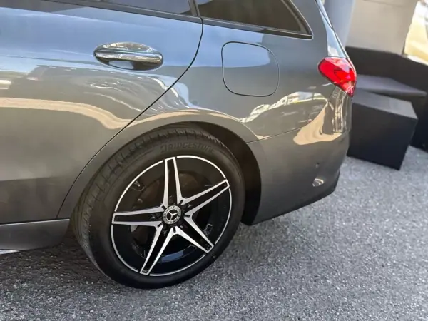 Mercedes-Benz C 300 2023 - 36900 EUR, 105155 km - AUTO.MOTO.pt - 105155km - foto 43 de 49