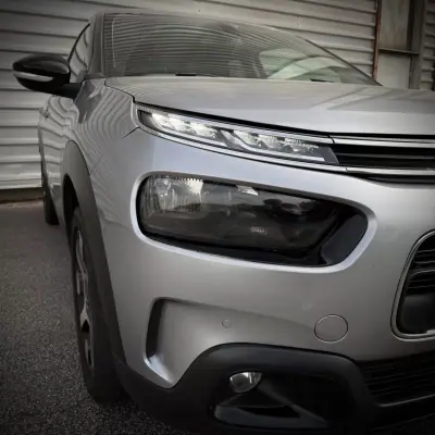 Citroën C4 Cactus 2018 - 11900 EUR, 114000 km - AUTO.MOTO.pt - 114000km - foto 17 de 22