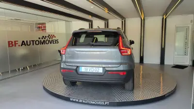Volvo XC 40 2018 - 21900 EUR, 36539 km - AUTO.MOTO.pt - 36539km - foto 16 de 52