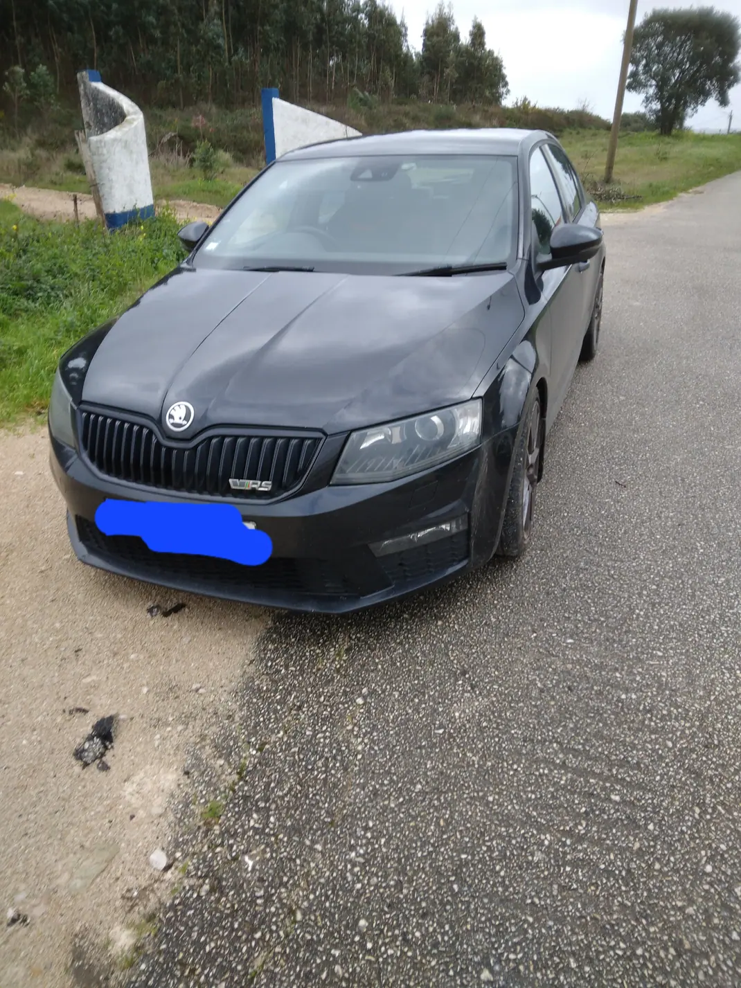 Skoda Octavia 2013 - 7500 EUR, 180000 km - AUTO.MOTO.pt - 180000km - foto 1 de 7
