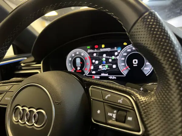 Audi A5 Sportback 2022 - 42990 EUR, 65000 km - AUTO.MOTO.pt - 65000km - foto 45 de 51