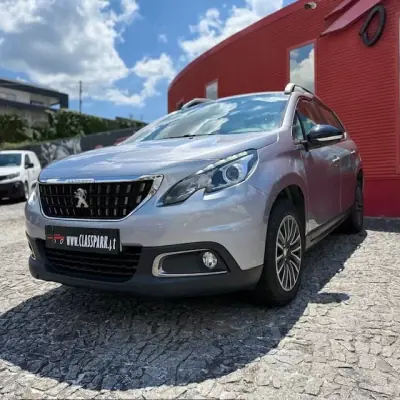 Peugeot 2008 2019 - 15900 EUR, 110000 km - AUTO.MOTO.pt - 110000km - foto 4 de 16