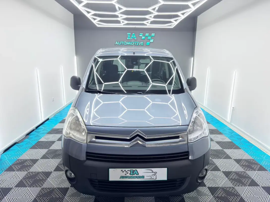 Citroën Berlingo 2011 - 9250 EUR, 111000 km - 111000km - foto 2 de 16