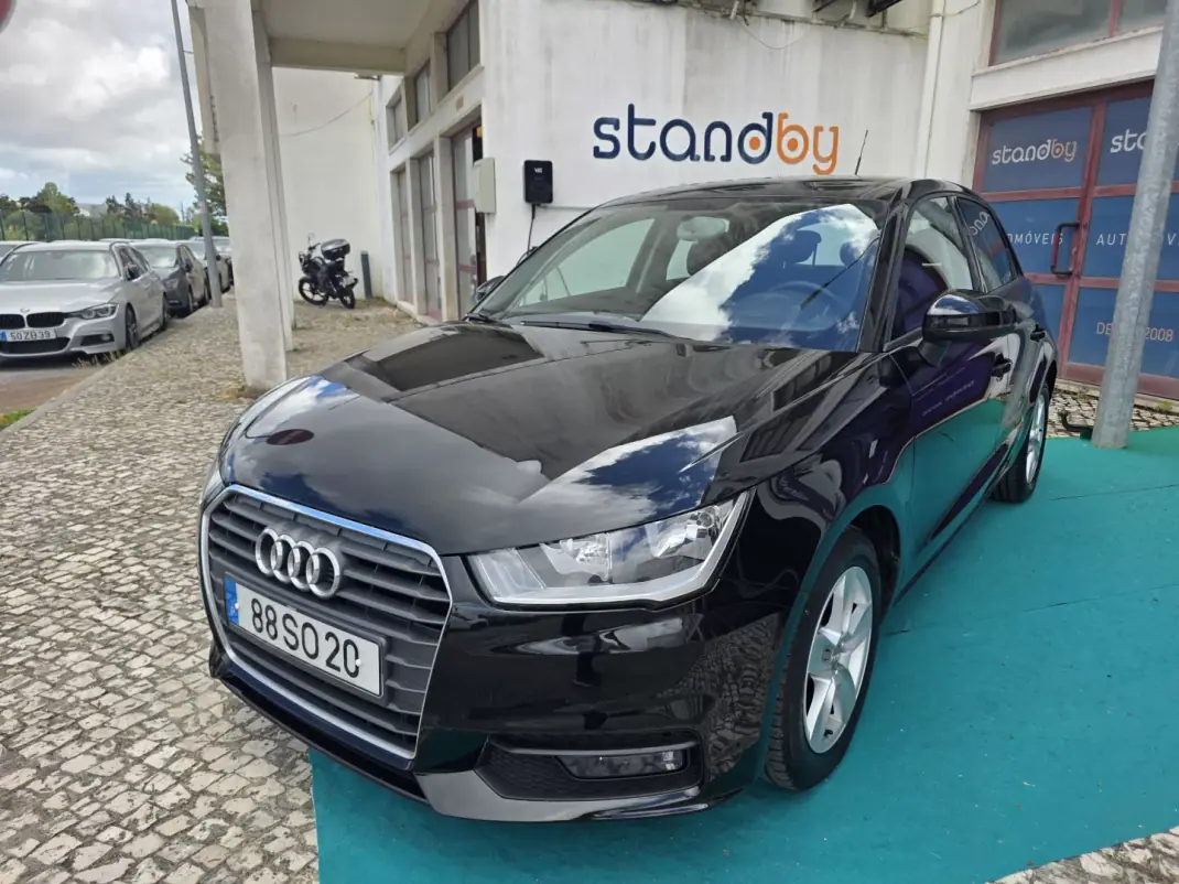 Audi A1 Sportback 2017 - 14950 EUR, 69000 km - AUTO.MOTO.pt - 69000km - foto 6 de 10
