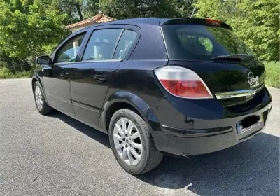 Opel Astra 2004 - 4999 EUR, 254000 km - AUTO.MOTO.pt - 254000km - foto 3 de 13
