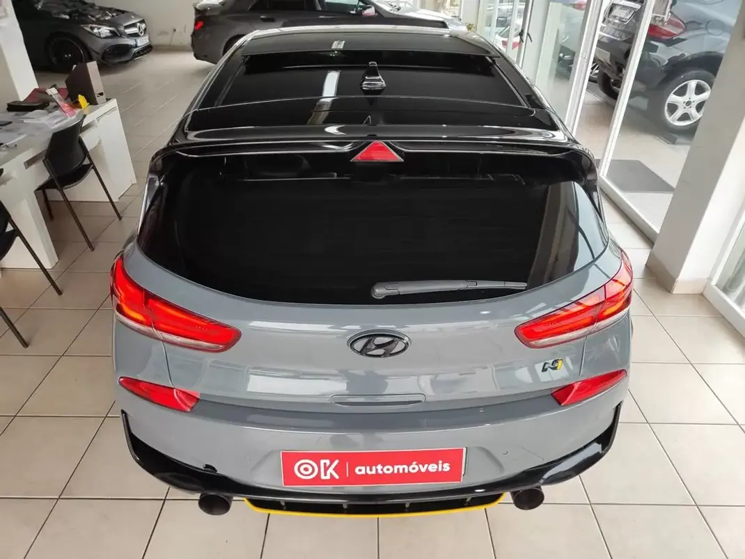 Hyundai i30 2018 - 27500 EUR, 119000 km - AUTO.MOTO.pt - 119000km - foto 10 de 34