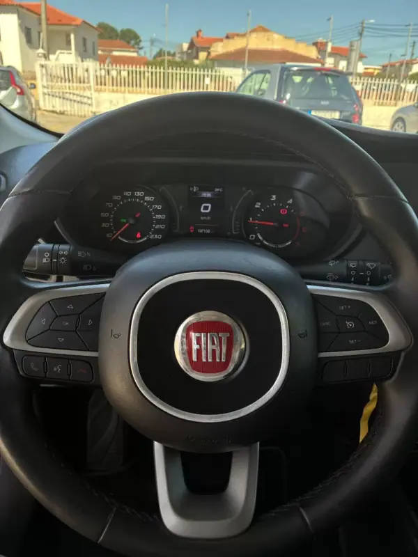 Fiat Tipo 2019 - 8999 EUR, 197000 km - AUTO.MOTO.pt - 197000km - foto 8 de 23
